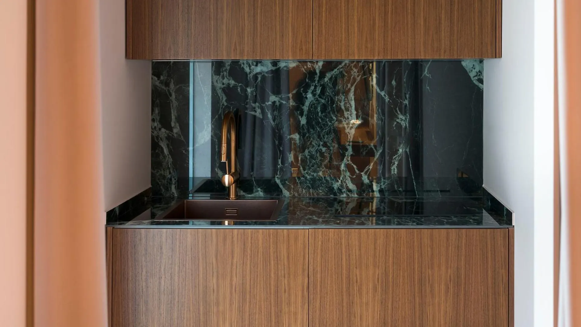 Taormina Infinity Suites 0*,  Italy