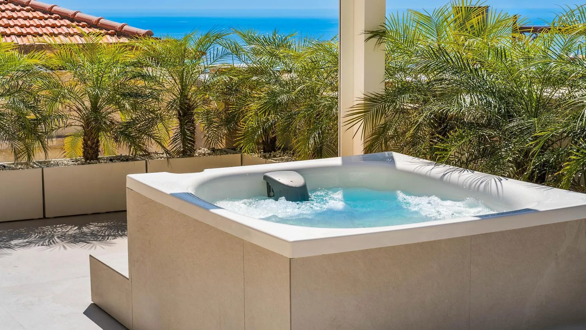 Taormina Infinity Suites 0*,  Italy